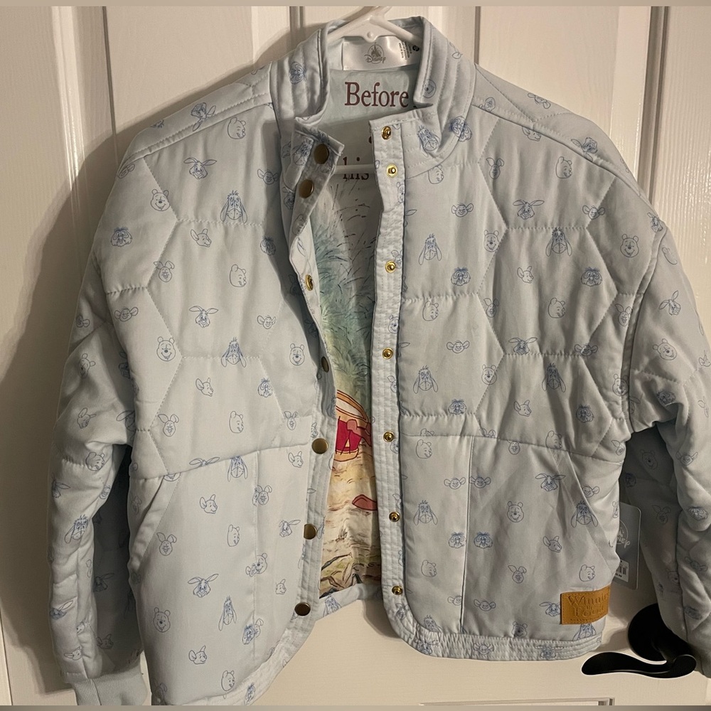 Quilted Women’s Winnie the Pooh jacket NWT size XS